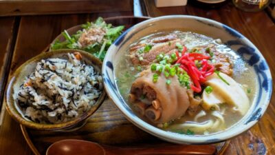 A家すば＋ジューシーセット｜A家食堂